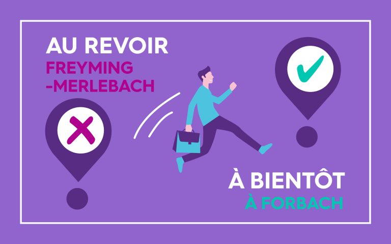 Une conseillère serrant la main à un adhérent